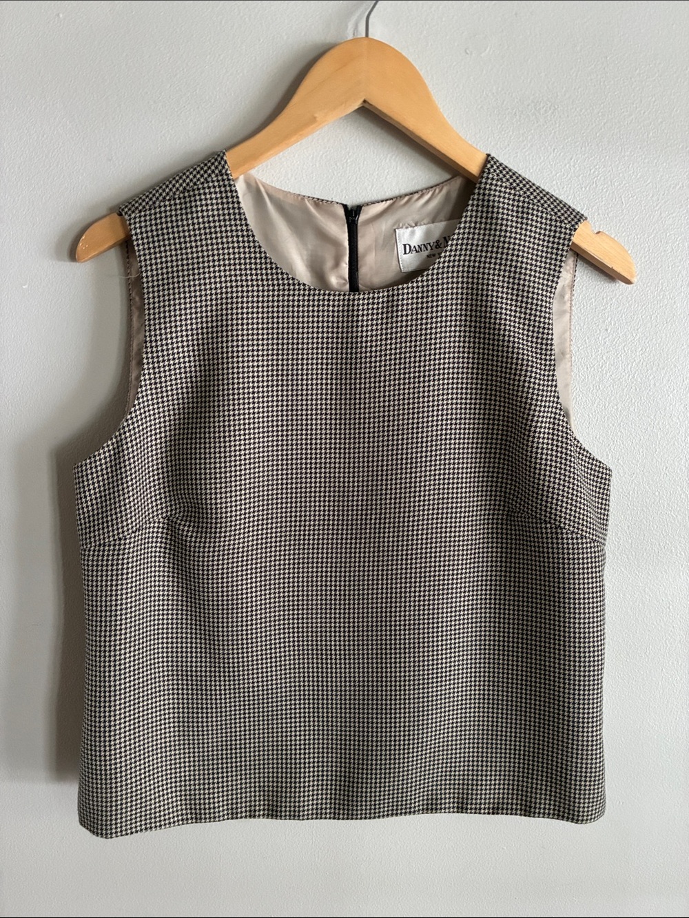 Vintage Danny & Nicole Houndstooth Sleeveless Shell Top Black Cream Career